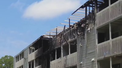 2 people taken to hospital after apartment complex fire in New London