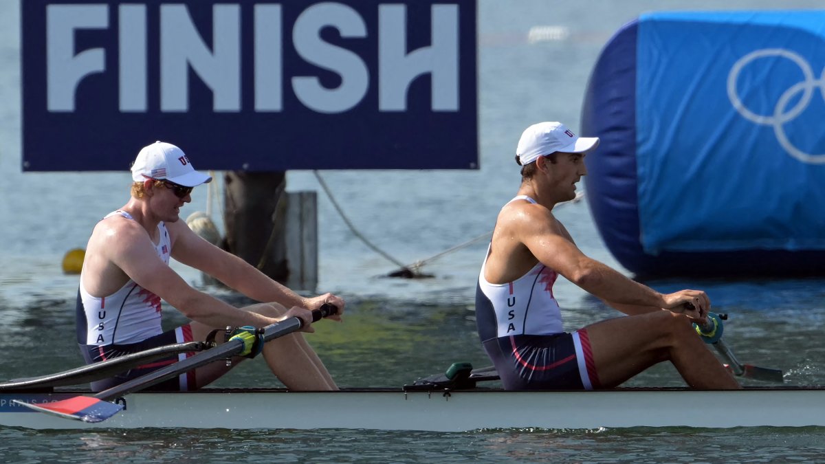 Westport’s Oliver Bub advances to men’s pair semifinals at Paris ...