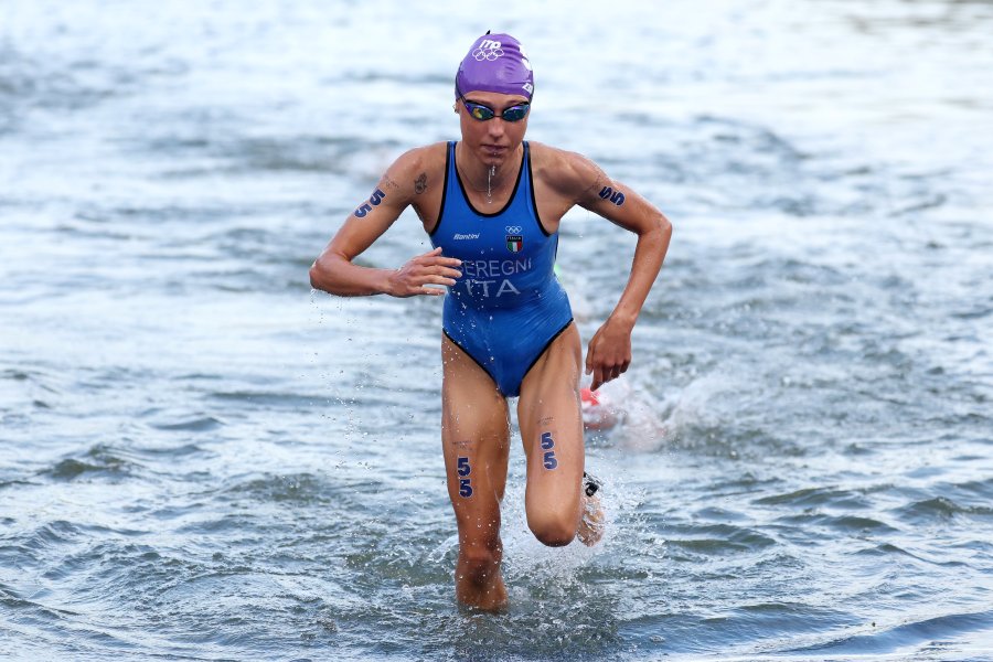 Bianca Seregni of Team Italy competes during Women's Individual Triathlon on day five of the Olympic Games Paris 2024 at Pont Alexandre III on July 31, 2024 in Paris, France