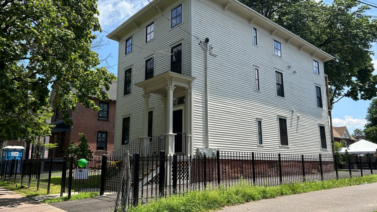 ハートフォードの改装された集合住宅が初めての購入者向けに準備完了 – NBC コネチカット