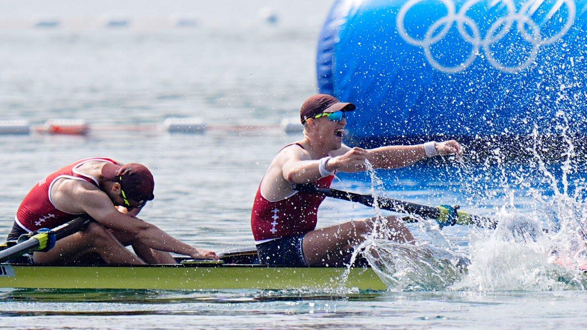 Yale alumni win silver and bronze medals in rowing pairs race in Paris