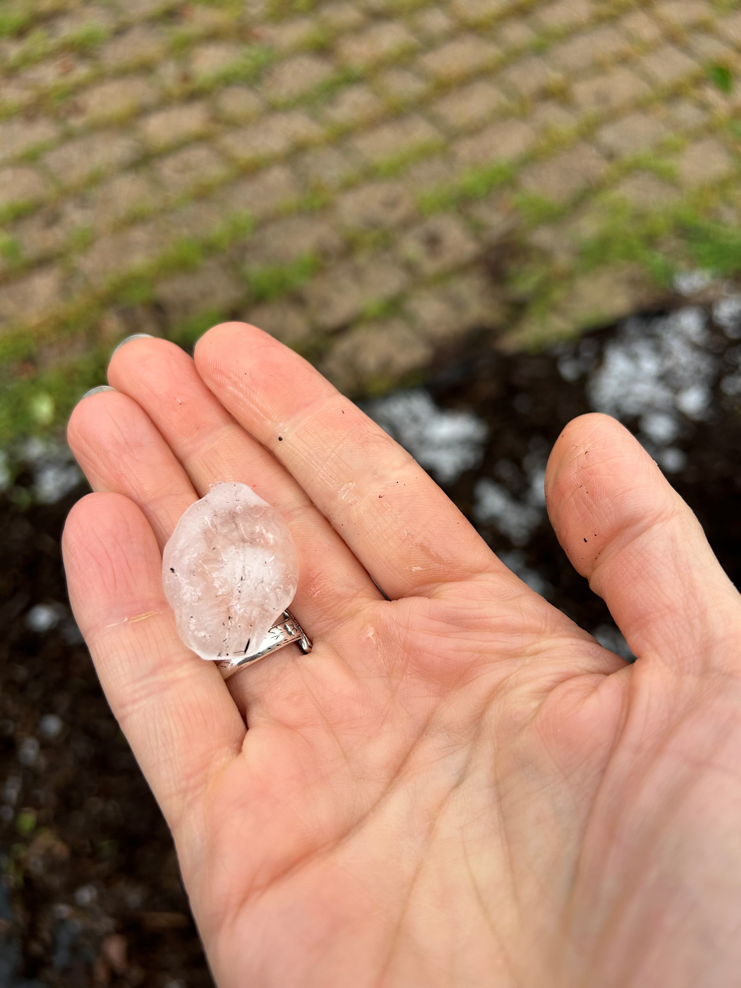 Hail in Wallingford