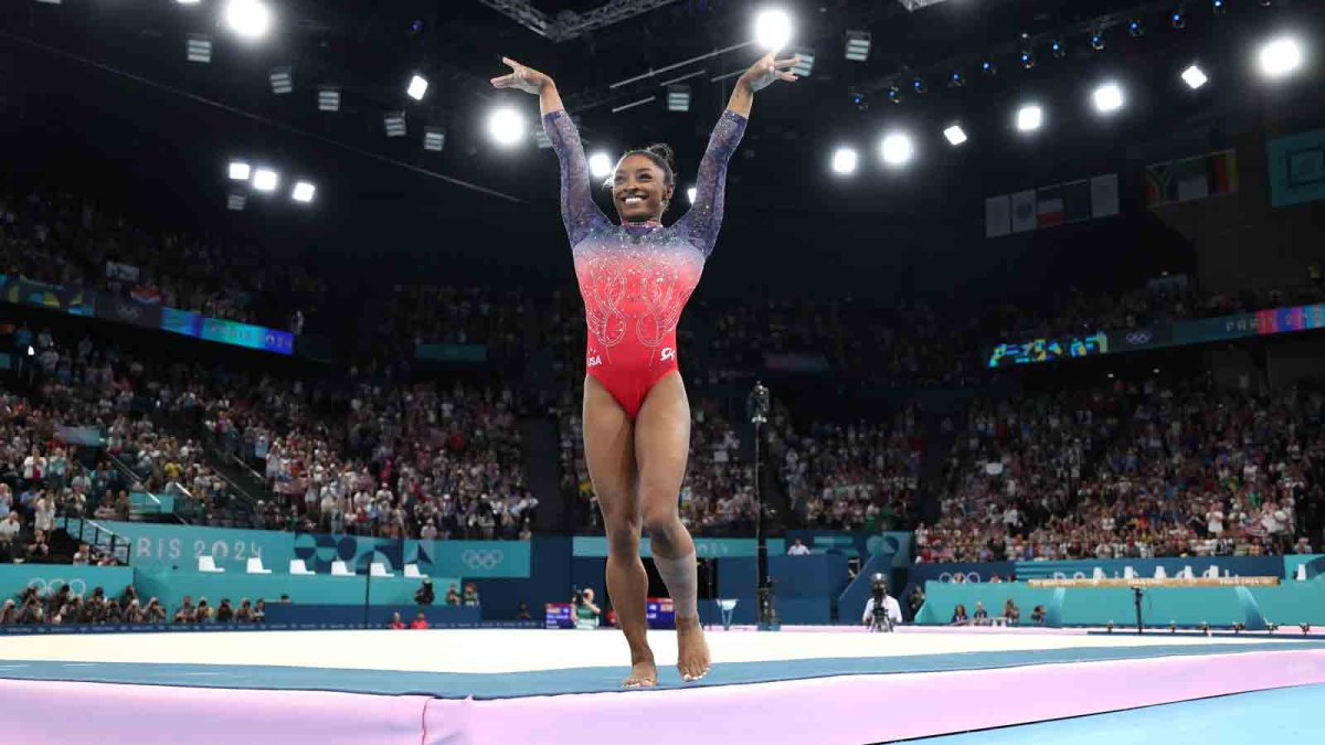 Simone Biles gets silver in floor routine at the 2024 Olympics NBC