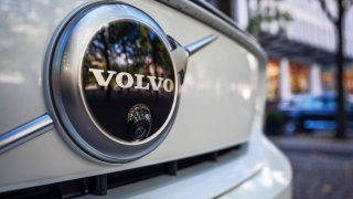 Sweden’s Volvo Cars scraps plan to sell only electric vehicles by 2030