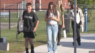 Oxford students start school after storms delay return