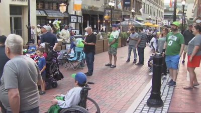 Hartford Yard Goats fans turn out for playoffs watch party