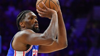 Joel Embiid signs $193 extension with 76ers