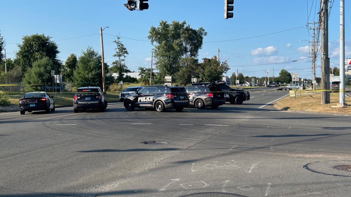 Police investigate crash involving motorcycle in North Haven