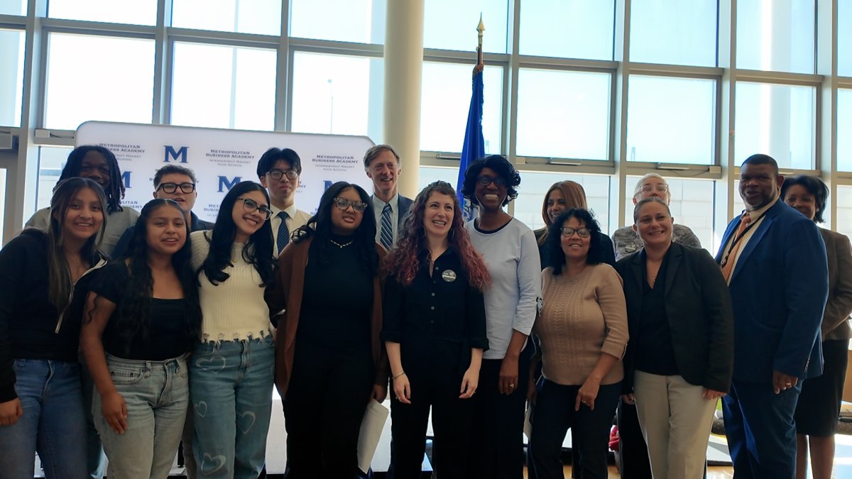 New Haven Public School alumni recognized as 2025 Connecticut Teacher