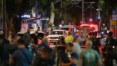  At least 8 killed in Tel Aviv shooting