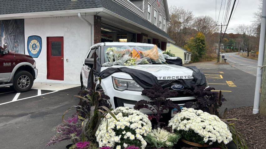 Funeral arrangements set for fallen Newtown Asst. Fire Chief Pete ...