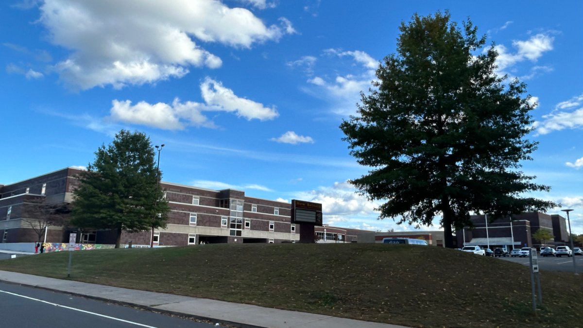 New Britian schools considering metal detectors in buildings NBC Connecticut