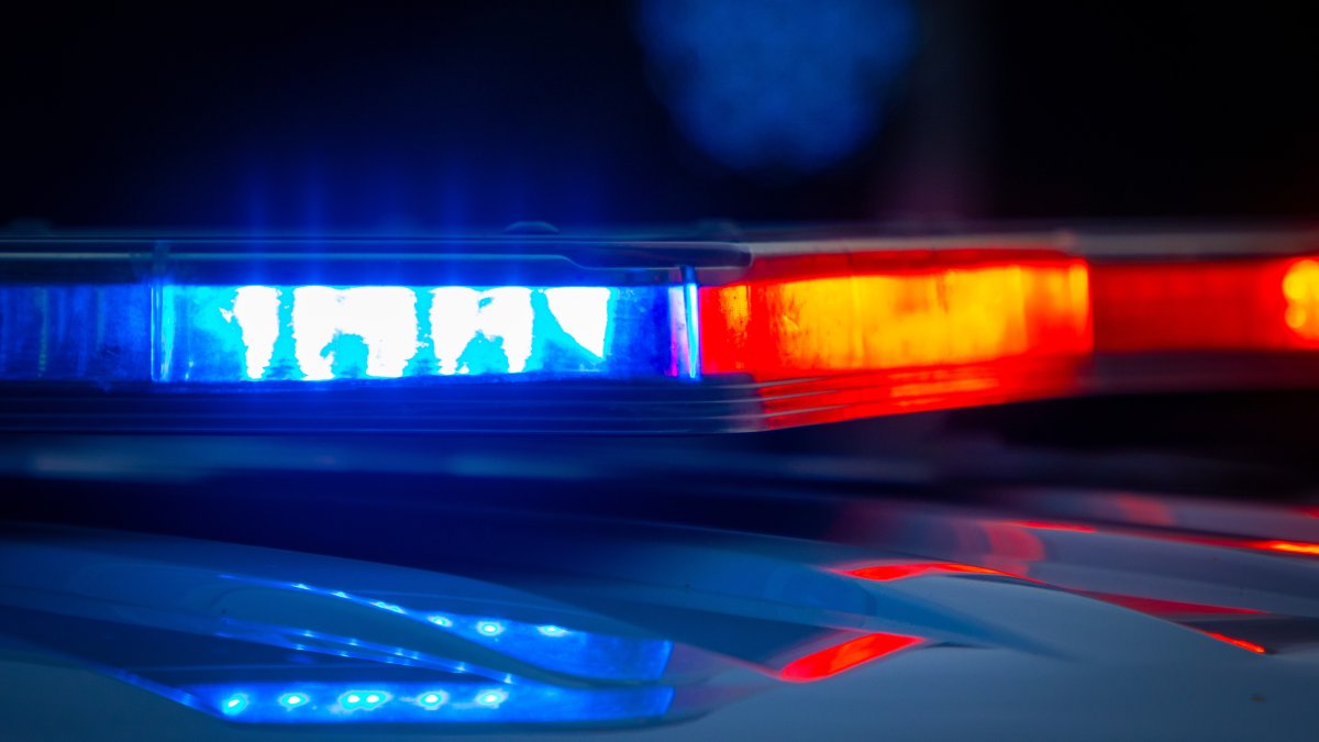 Moped rider dead following early morning crash in Middlebury