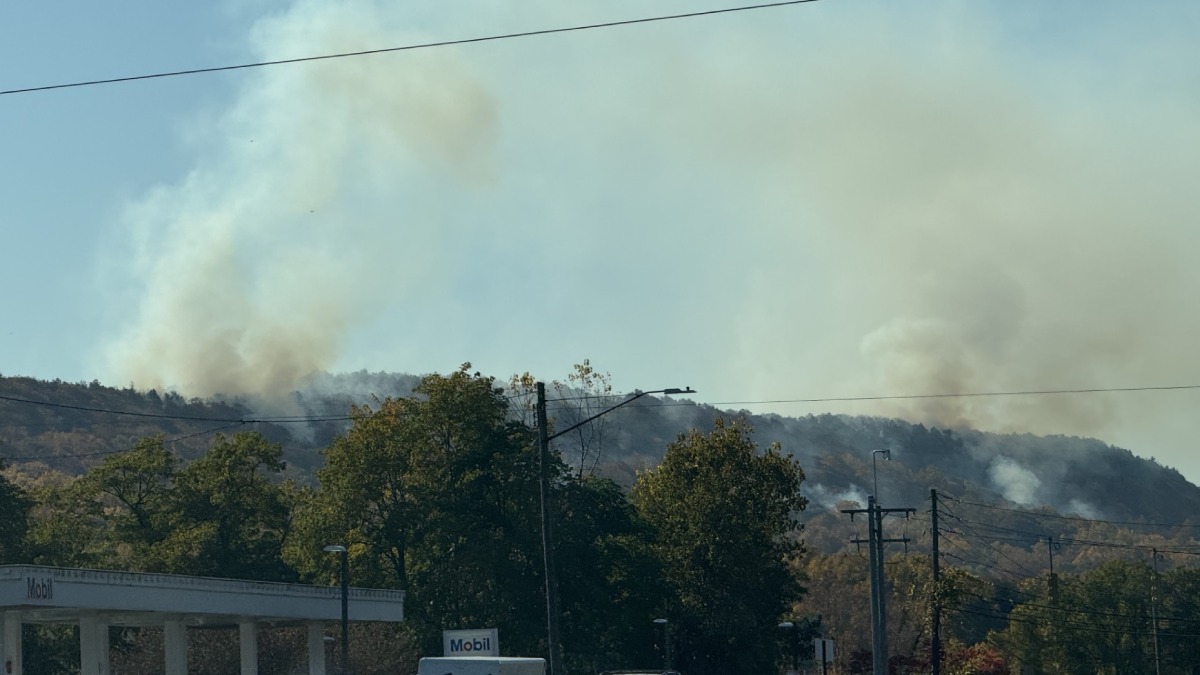 Here's a list of brush fires that crews are responding to in Connecticut