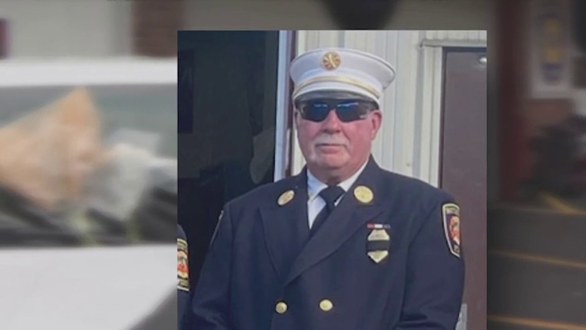 Fallen Chief Fallen assistant fire chief from Newtown to be laid to rest Monday ...
