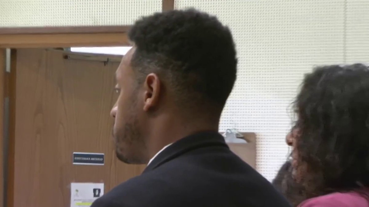 New London police officer faces judge after alleged domestic violence ...