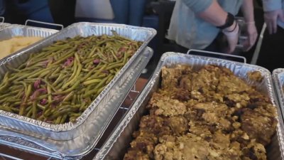 Angel of Edgewood hosts annual pre-Thanksgiving meal for Hartford community