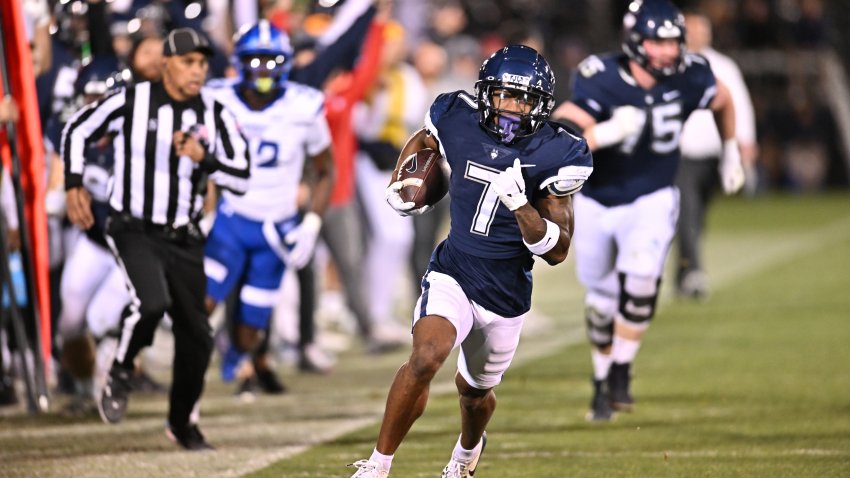 COLLEGE FOOTBALL: NOV 01 Georgia State at UConn