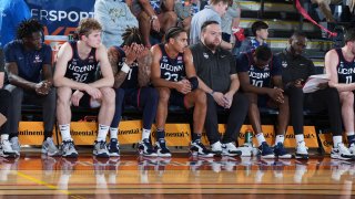 COLLEGE BASKETBALL: NOV 27 Maui Invitational - UCONN vs DAYTON