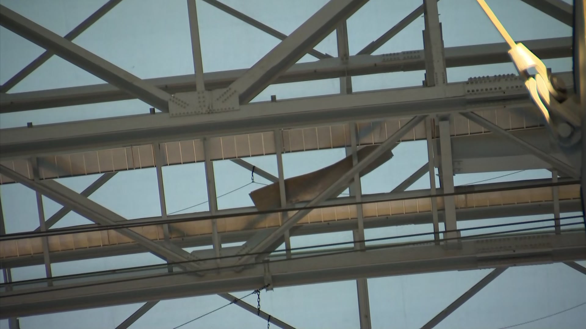 Metal Falls From AT&T Stadium Roof – NBC Connecticut