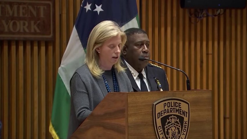 NYPD provides update on manhunt for gunman who ambushed UnitedHealthcare CEO, fatally killing him