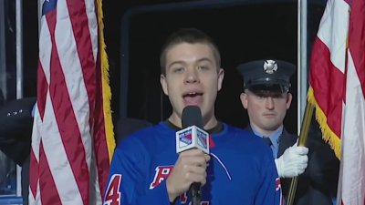 Windsor native signs national anthem at Rangers' game