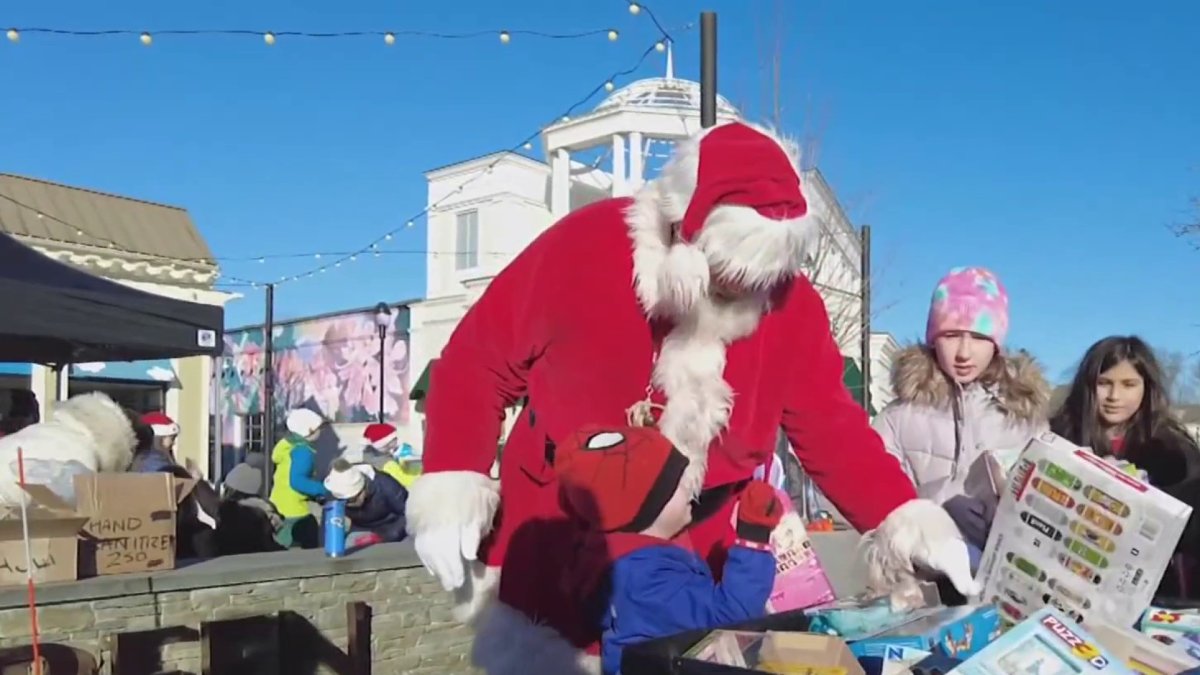 Hundreds of toys collected during annual NBC and Telemundo Connecticut toy drive