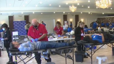 Volunteers donate dozens of pints of blood at Middletown blood drive