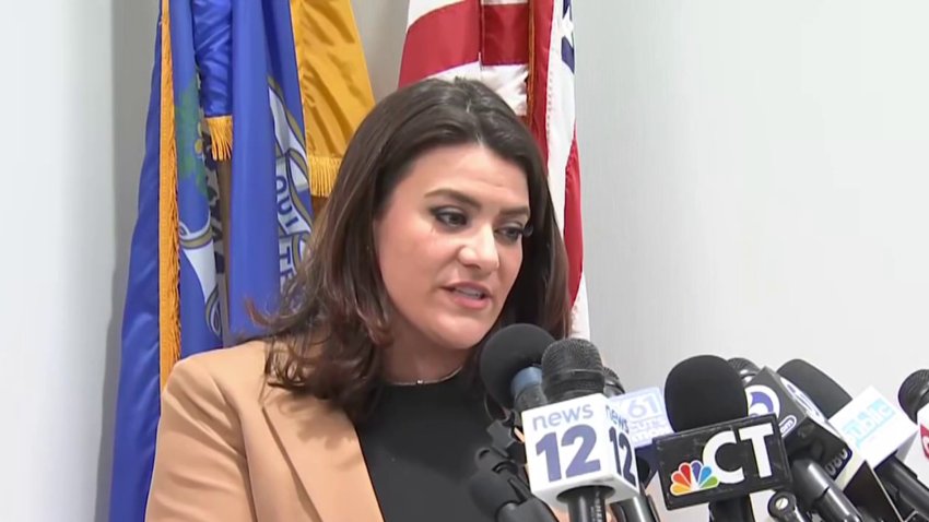 Erin Stewart files paperwork to explore run for governor of Connecticut