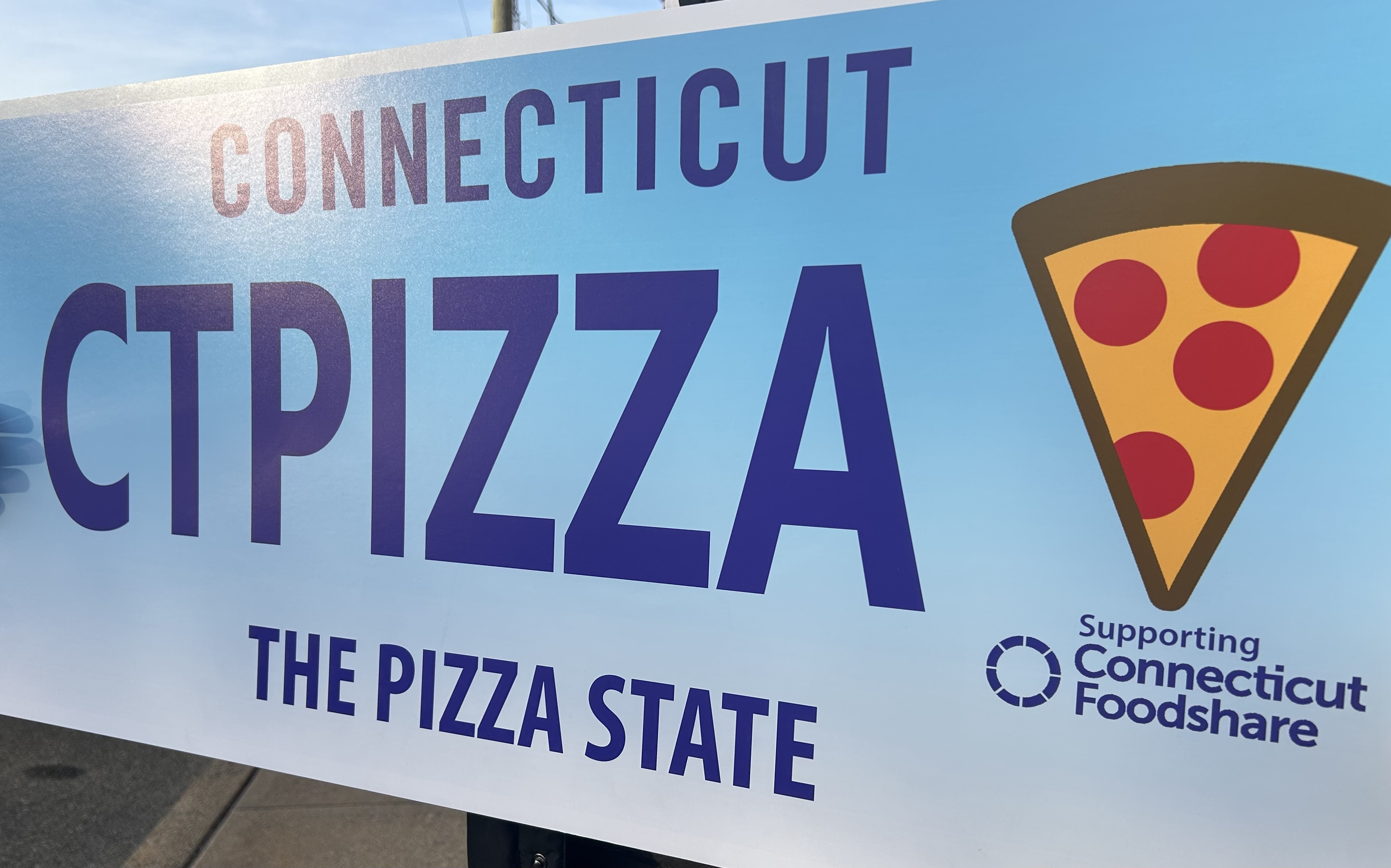 Connecticut unveils original pizza-themed license plates – NBC