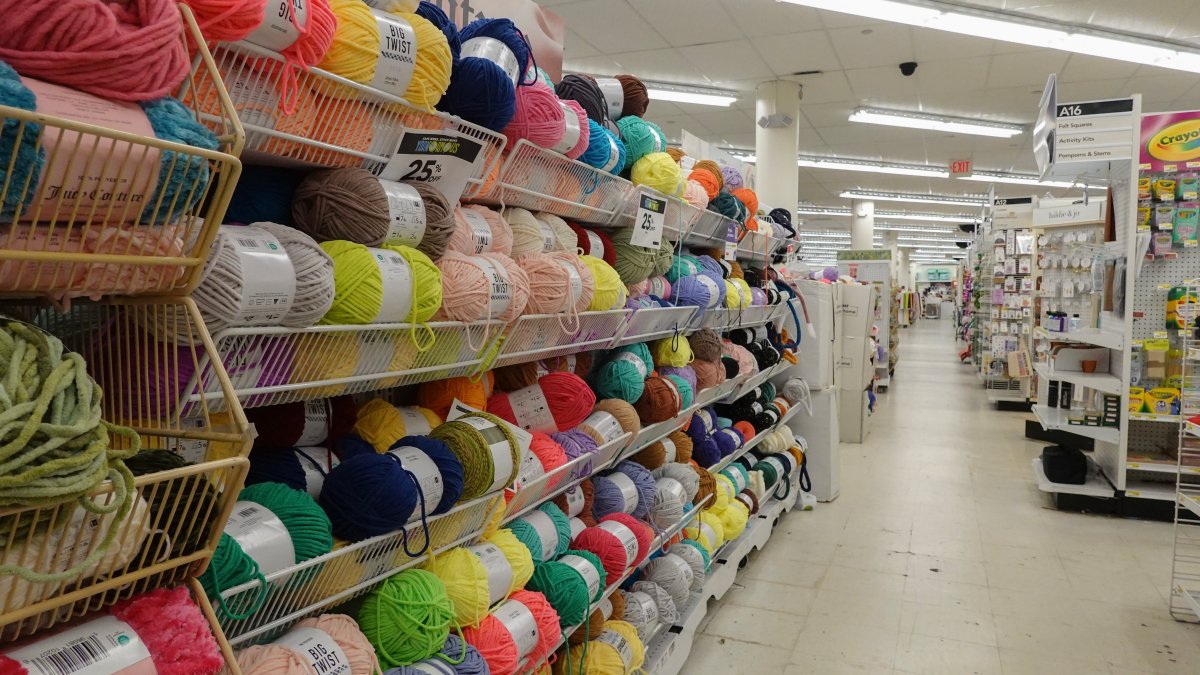 Shoppers criticize joann fabrics closing sale policy nbc connecticut
