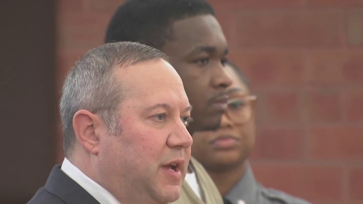 Driver pleads guilty in crash that killed Hartford Police Detective ...