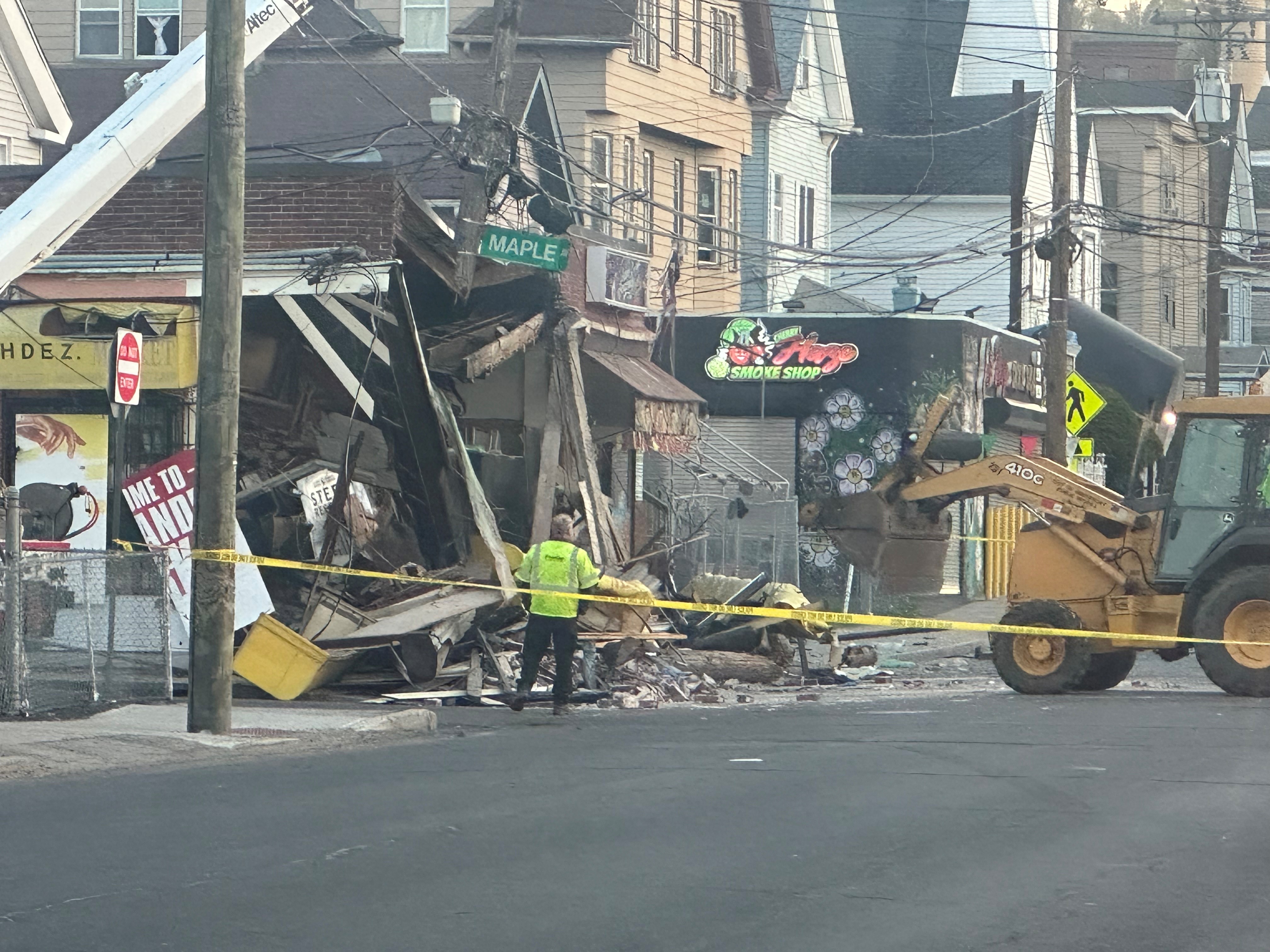 Four killed in crash into Waterbury market included three brothers: police