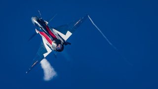 A J-10C fighter jet of the Chinese air force’s Ba Yi’s aerobatics team conducting adaptive training.