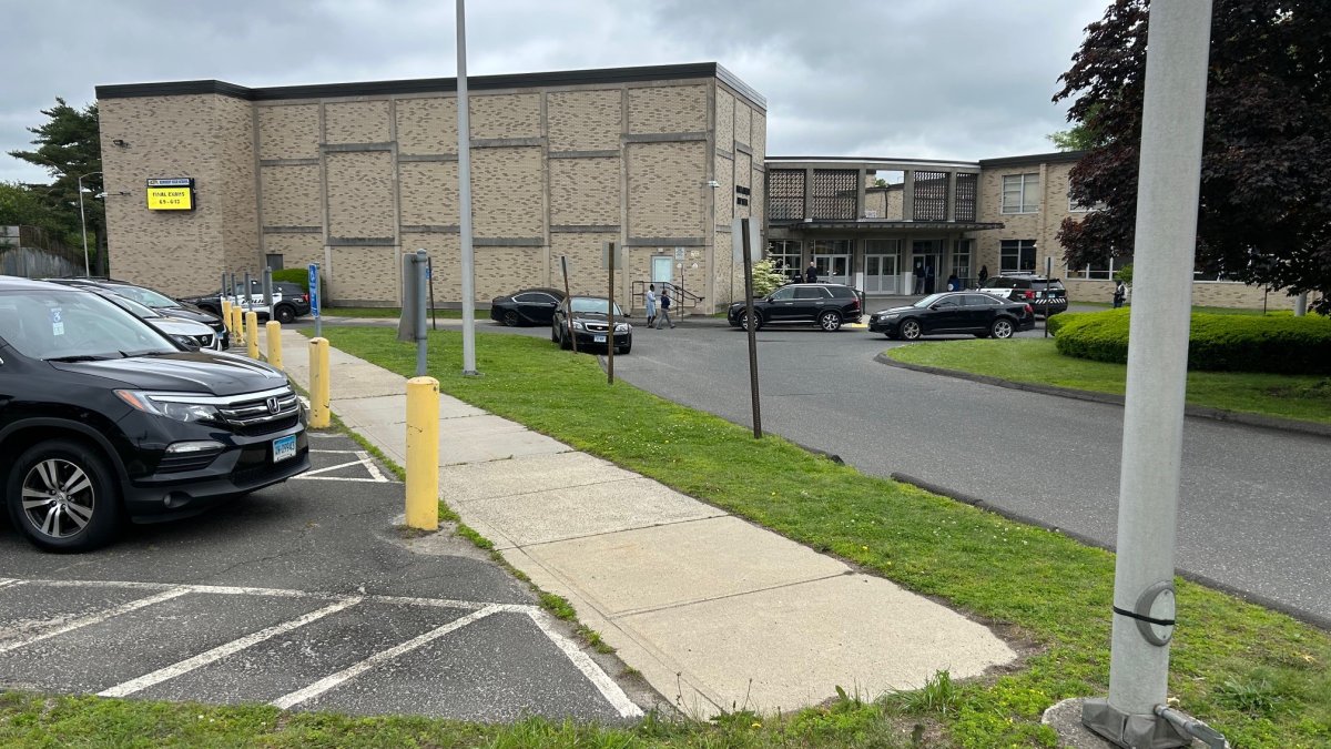 5 Kennedy High School students arrested after second day of fights at ...