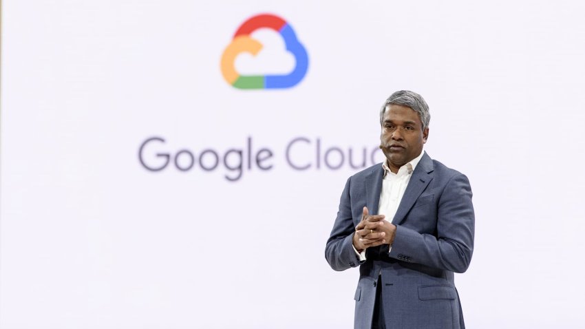 Thomas Kurian, CEO of Google Cloud, speaks at a cloud computing conference held by the company in 2019.