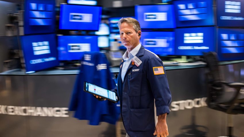 Traders work at the New York Stock Exchange on June 4, 2025.