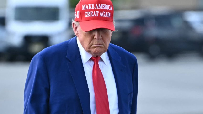 US President Donald Trump makes his way to board Air Force One at Morristown Municipal Airport in Morristown, New Jersey, on June 21, 2025 as he returns to the White House from his golf club in Bedminster, New Jersey.