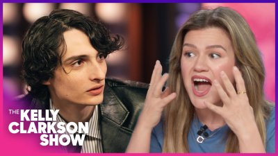 Are the ‘Harry Potter' movies horror films? Kelly Clarkson & Finn Wolfhard debate