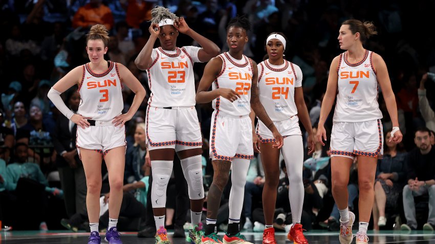 Connecticut Sun v New York Liberty