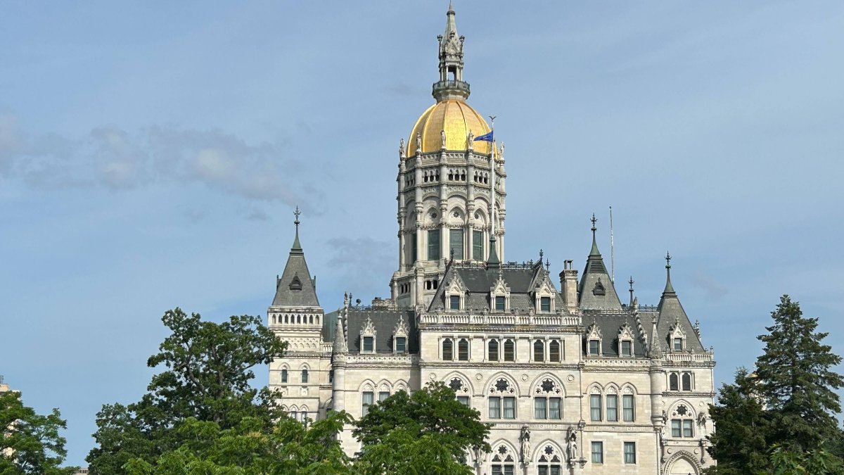 Democrats, Republicans split on providers' decision to roll back gender-affirming care