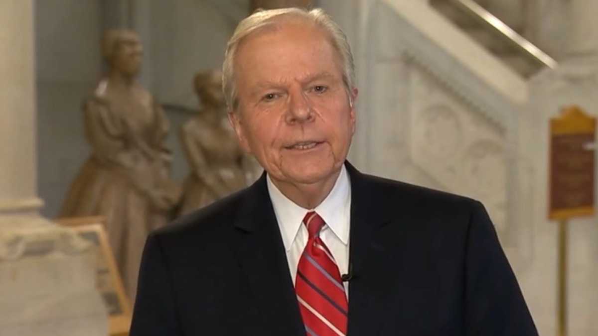 Longtime Connecticut political reporter Mark Davis dies at 76