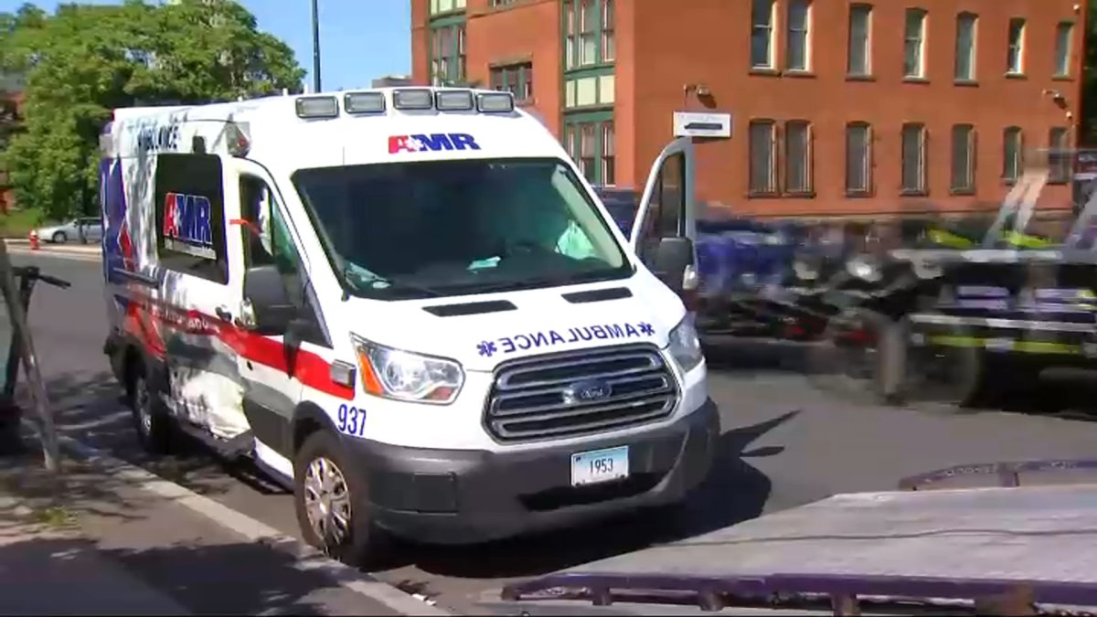 Two ambulance workers have minor injuries after crash in Hartford – NBC ...