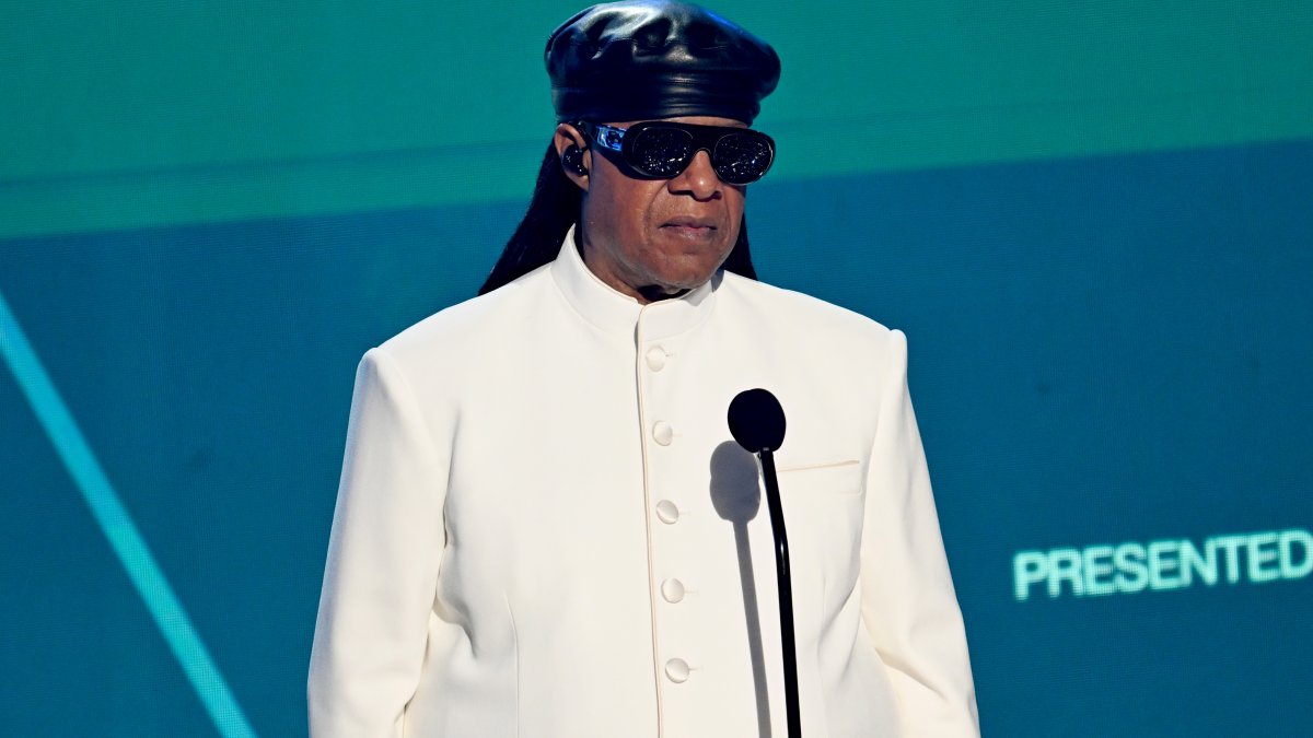 Stevie Wonder addresses rumor he’s not really blind – NBC Connecticut