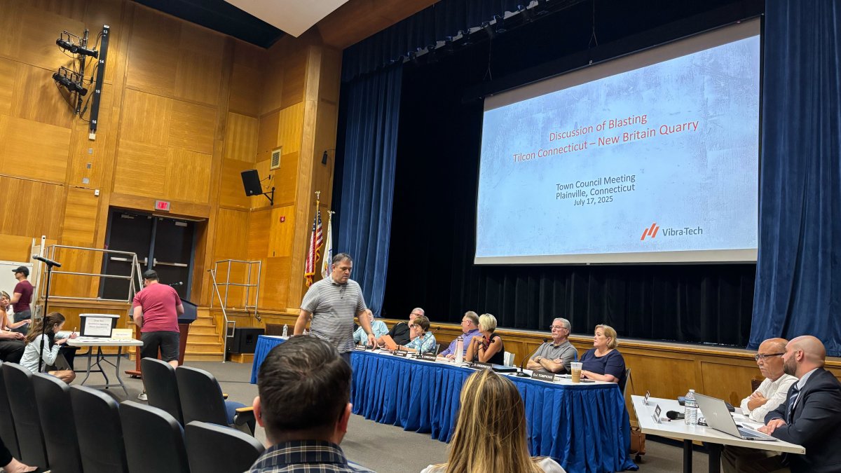 Homeowners share concerns over Tilcon operations in Plainville during town meeting