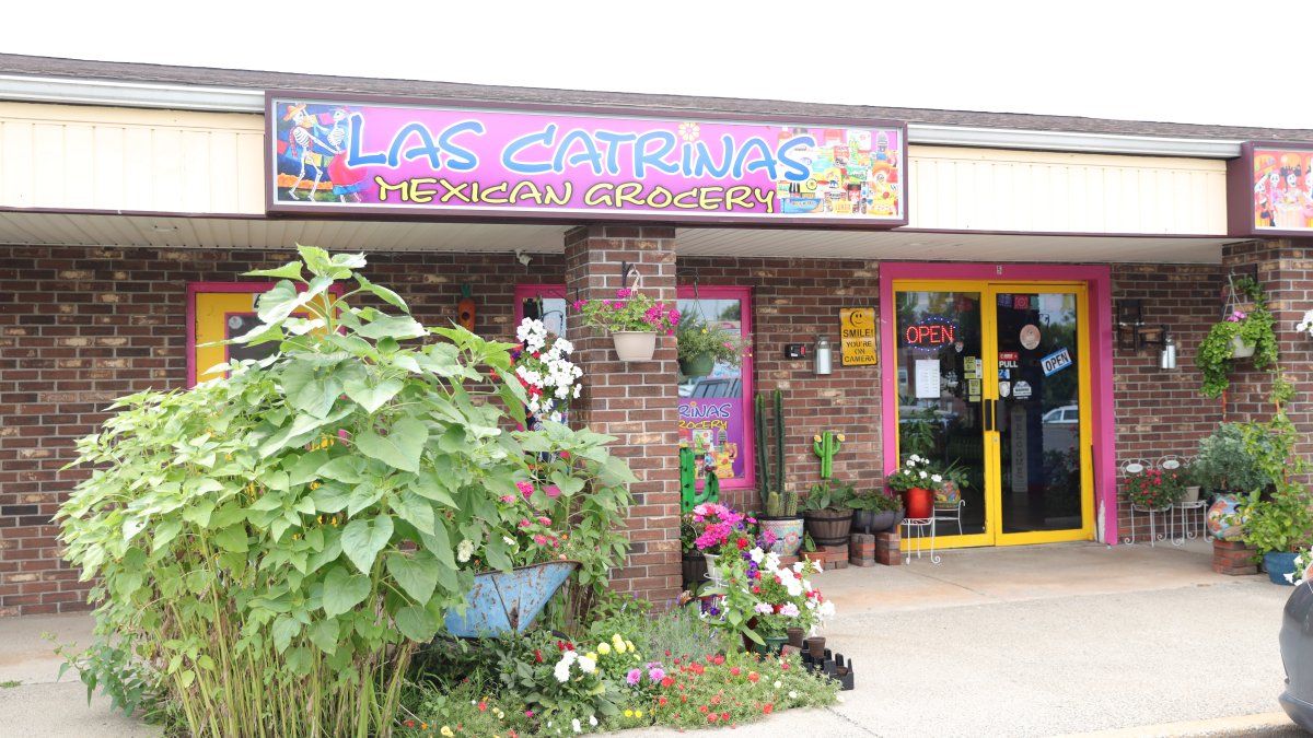 Where have all the customers gone? Hispanic businesses see decline in foot traffic