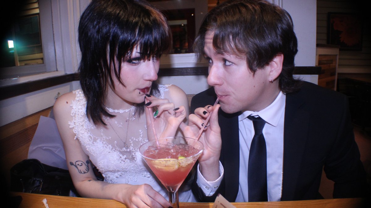 Married at Chili's? CT couple exchanges vows over Triple Dipper
