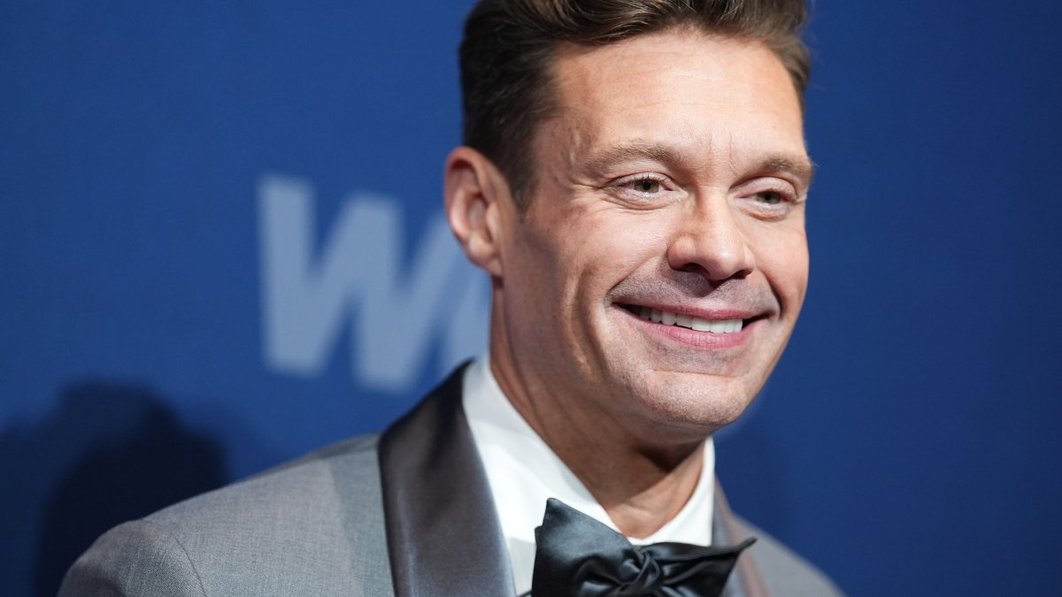 Wheel of Fortune' $1 million winner has Ryan Seacrest in tears – NBC  Connecticut