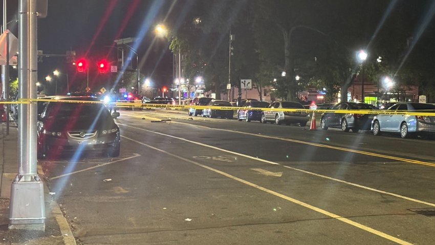Serious injuries reported after a pedestrian was hit by car in Hartford ...