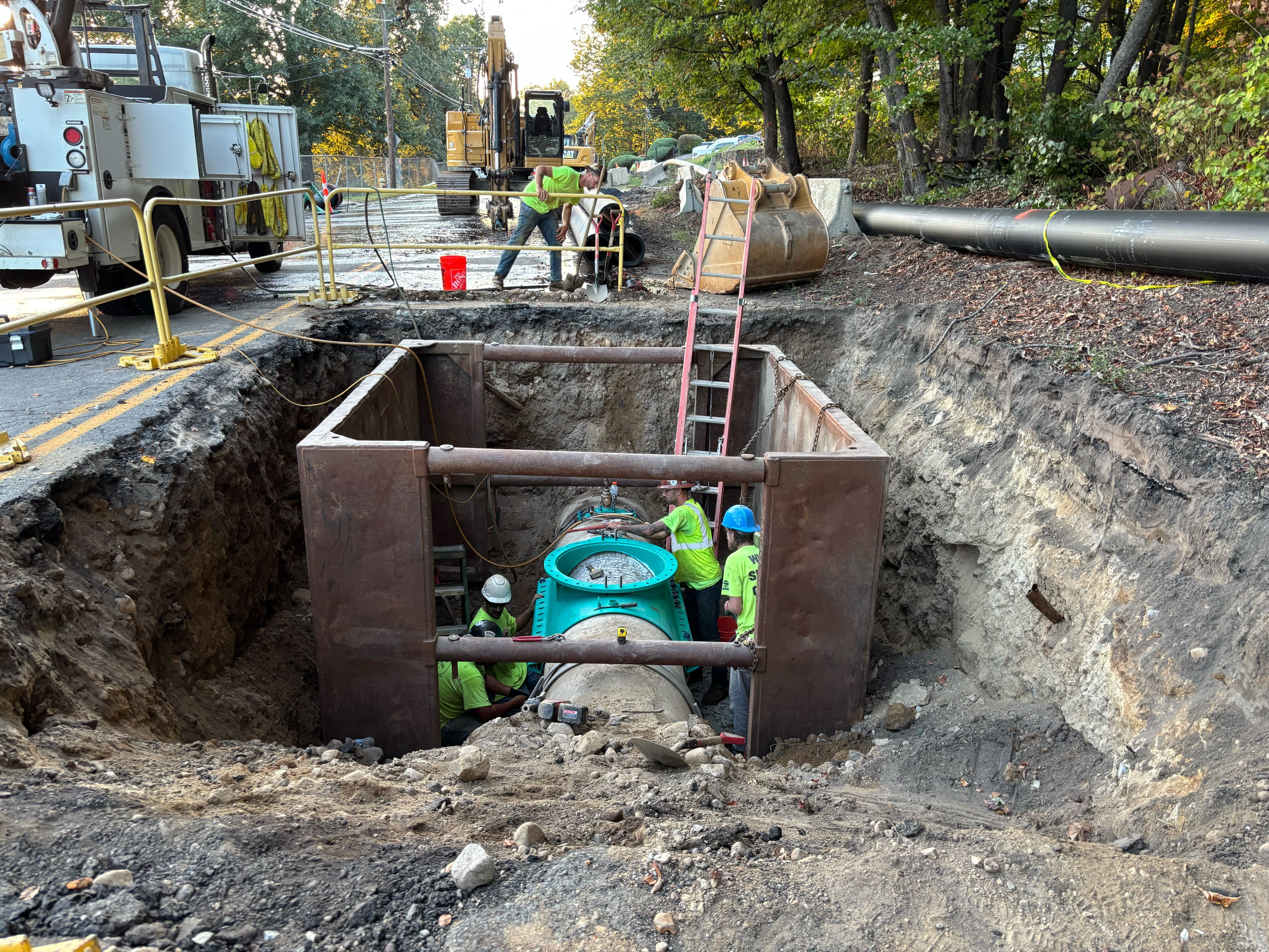 new construction water main bac t UPDATE A replacement project is currently underway on S. Archer Ave from W. 39th Pl to S. Francisco Ave. We will be providing weekly updates regarding this project at Water Main Construction